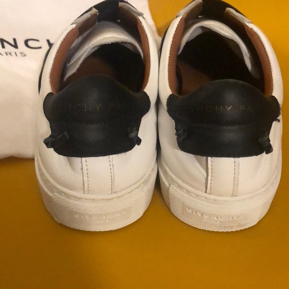 Givenchy Paris women’s black strap sneakers - Picture 2 of 4